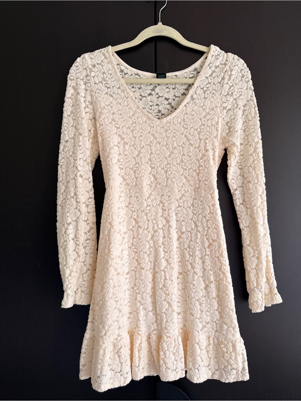 wild fable Cream Lace Long-Sleeve V-Neck Dress